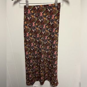 LOFT Slip Skirt with Exotic Pattern - Size L
